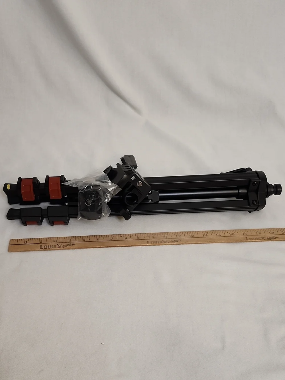 Nishika 3 section telescopic tripod